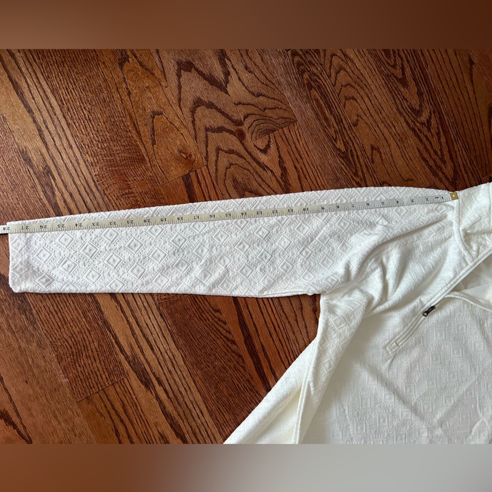 Eddie Bauer Women's Quarter Zip Polar Fleece Ivory Embossed. Size: Small - Picture 10 of 10